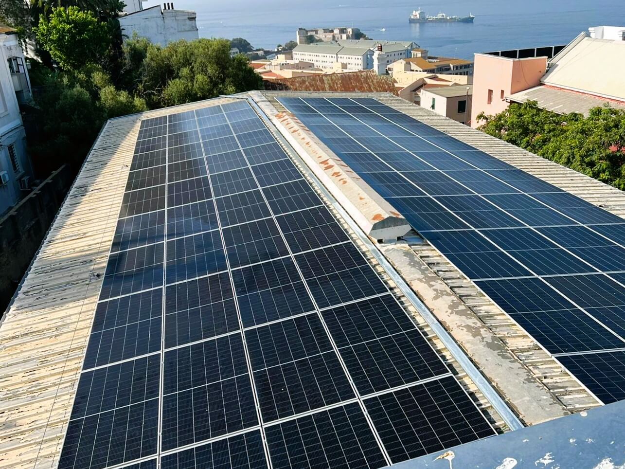Instalación de autoconsumo Sisenol